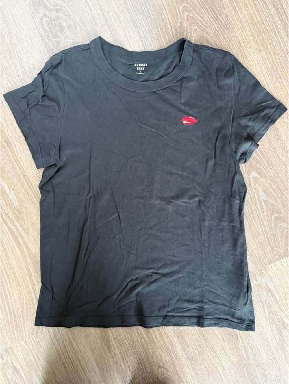 Sunday Best Red Lips lipstick kiss T Shirt Womens large